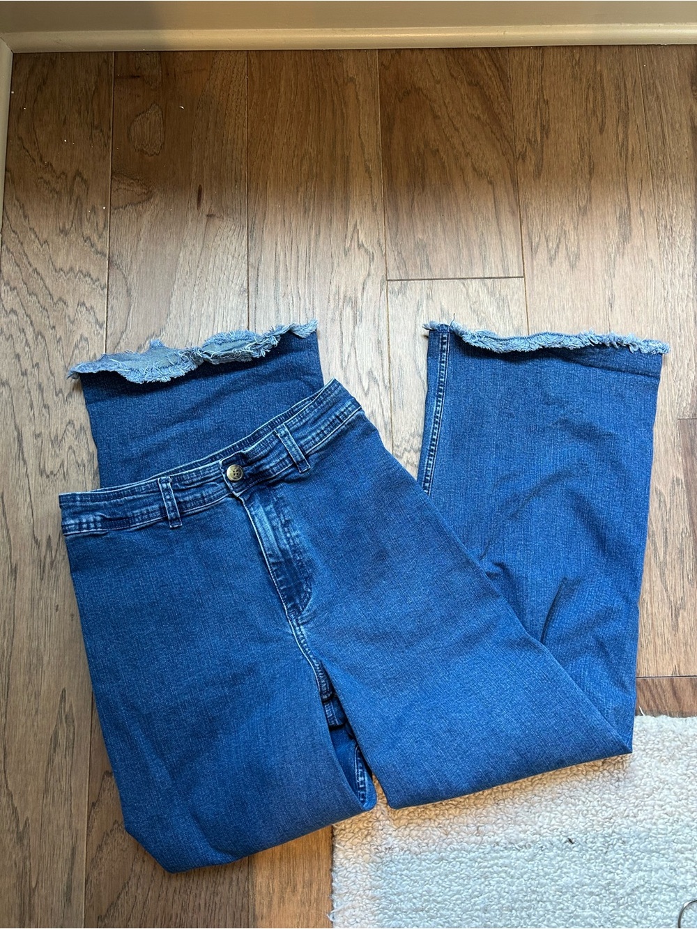 Billabong Blue High-Waist Wide-Leg Jeans with Frayed Hem